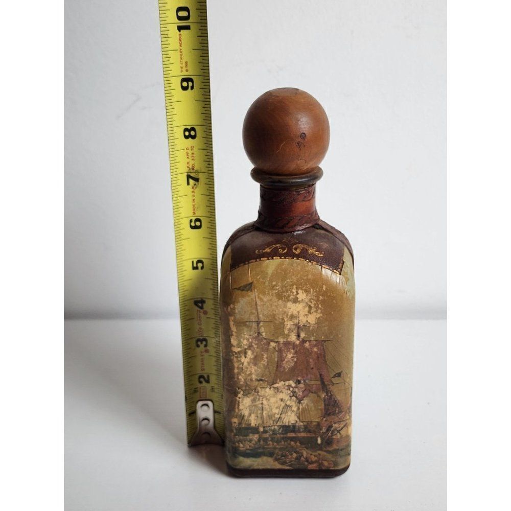 Fausto Corduri Tall Ships Leather Bottle - Picture 2 of 9